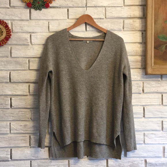 Madewell Sweaters - Madewell Warmlight V Neck Pullover